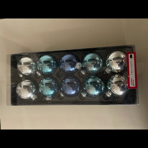 Christmas Ornaments, Balls, Decoration 🎀 - Picture 2 of 6